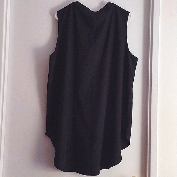 LAST CHANCE - Black Faux Vest Style Top - Picture 3 of 4